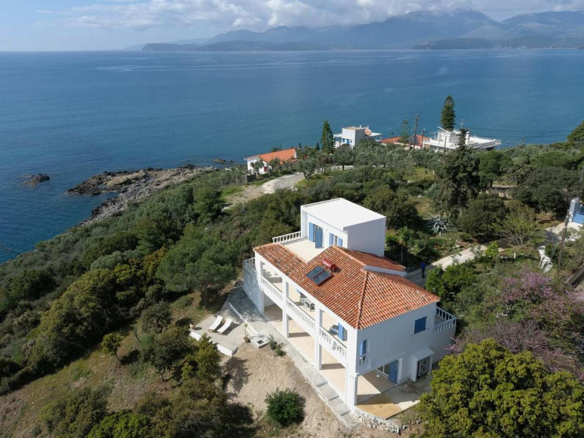 Laconian Collection Villa Big Blue Mavrovoúnion المظهر الخارجي الصورة
