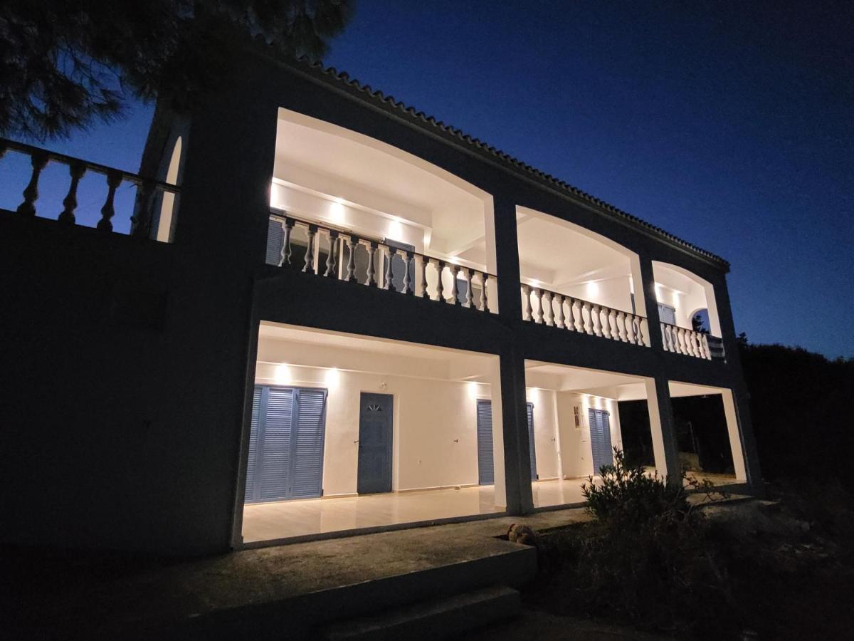 Laconian Collection Villa Big Blue Mavrovoúnion المظهر الخارجي الصورة
